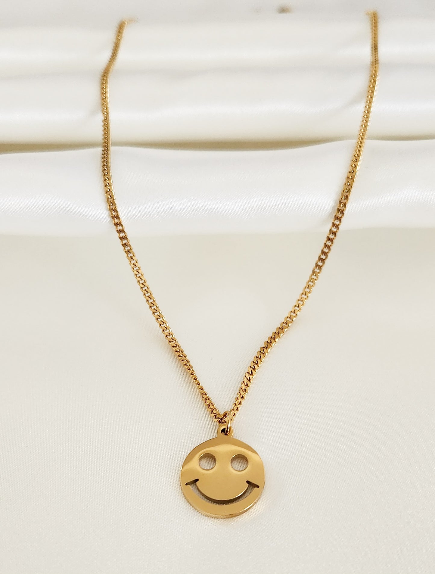 Sourire Necklace